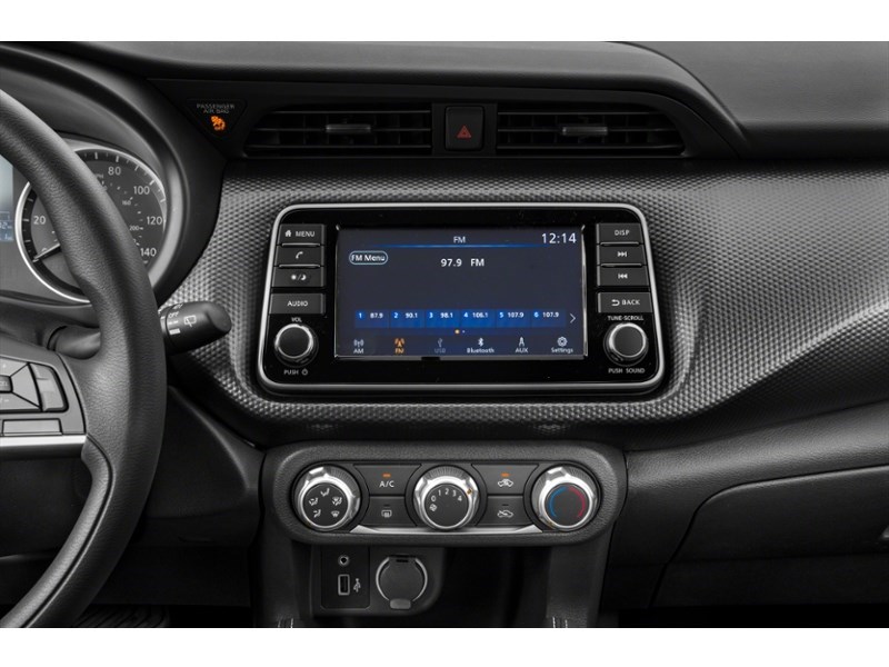 2020 Nissan Kicks S FWD Interior Shot 2