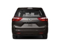 2018 Toyota Sienna LE 8-Passenger FWD Exterior Shot 8