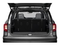 2019 Honda Pilot Touring 8-Passenger AWD Exterior Shot 4
