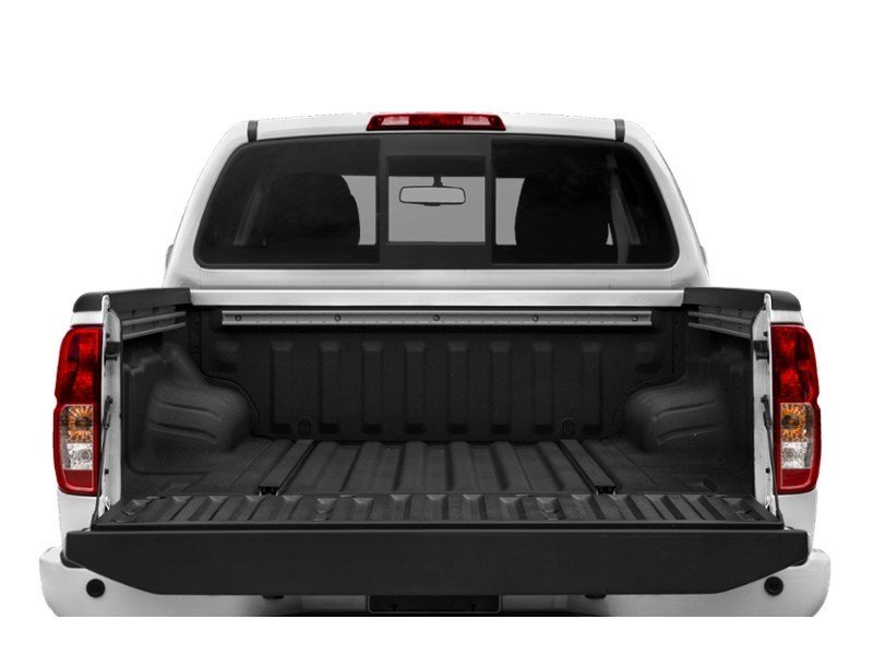 2019 Nissan Frontier Crew Cab PRO-4X Standard Bed 4x4 Auto Exterior Shot 4