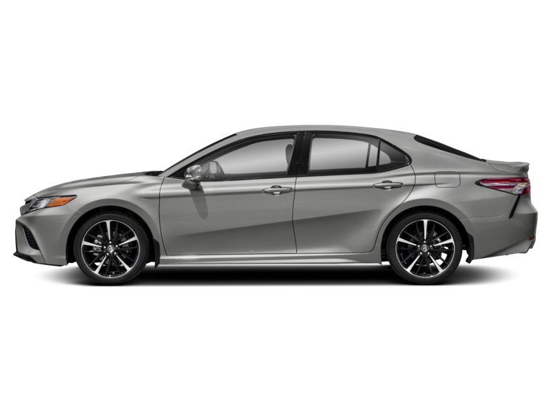 2020 Toyota Camry XSE Auto Exterior Shot 6