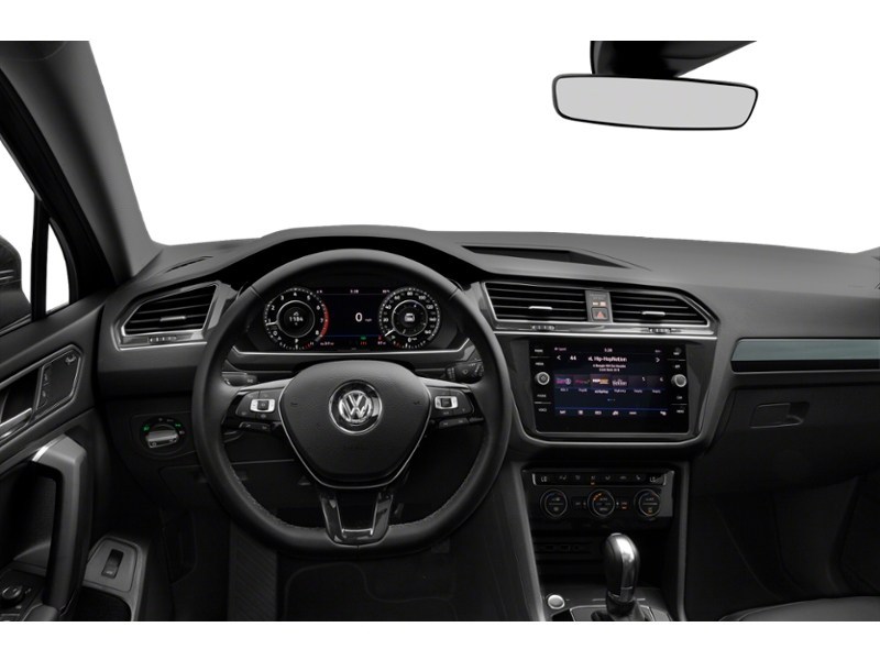 2021 Volkswagen Tiguan Highline 4MOTION Interior Shot 3
