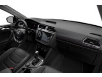2021 Volkswagen Tiguan Highline 4MOTION Interior Shot 1