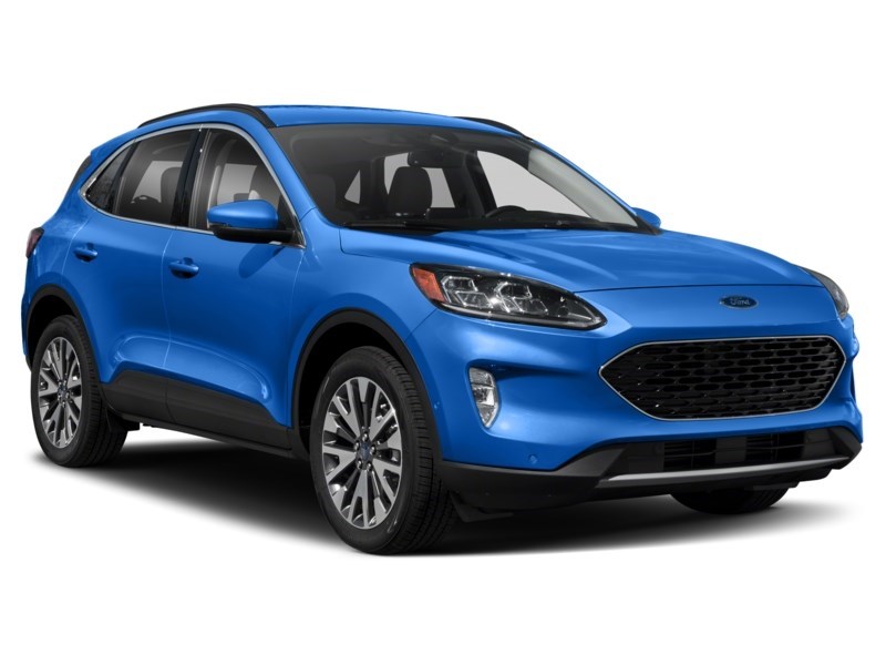 2020 Ford Escape Titanium AWD Exterior Shot 8