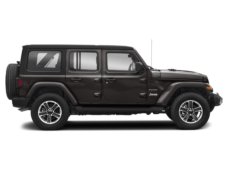 2020 Jeep Wrangler Unlimited Sahara Altitude 4x4 Exterior Shot 10