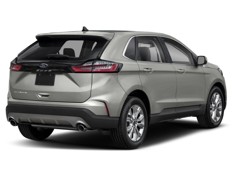 2022 Ford Edge Titanium AWD Exterior Shot 2