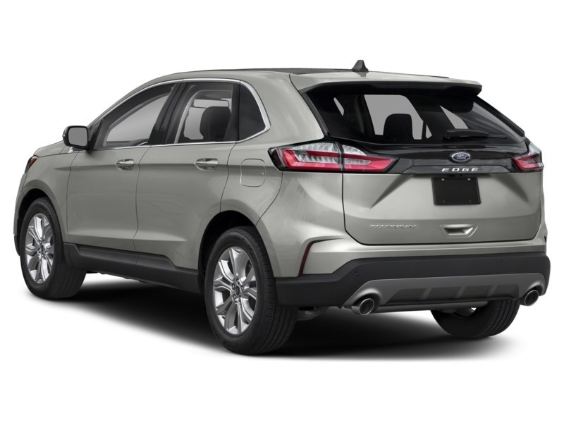 2022 Ford Edge Titanium AWD Exterior Shot 9
