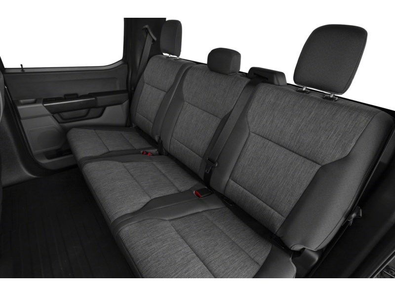 2022 Ford F-150 XL 4WD SuperCrew 5.5' Box Interior Shot 5