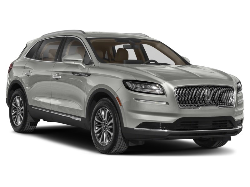 2022 Lincoln Nautilus Reserve AWD Exterior Shot 8