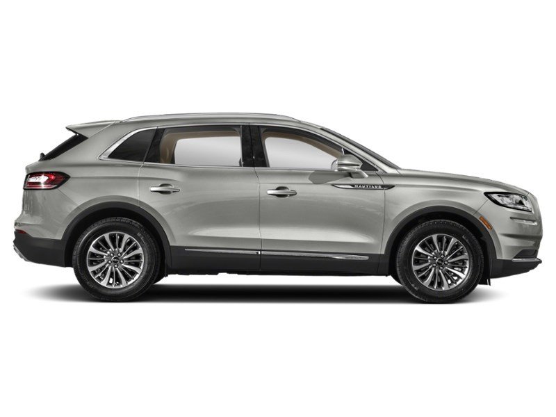 2021 Lincoln Nautilus Reserve AWD Exterior Shot 10