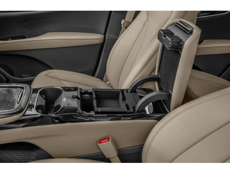 2021 Lincoln Nautilus Reserve AWD Interior Shot 7