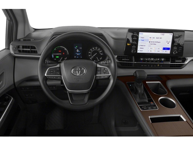 2021 Toyota Sienna XSE FWD Interior Shot 3