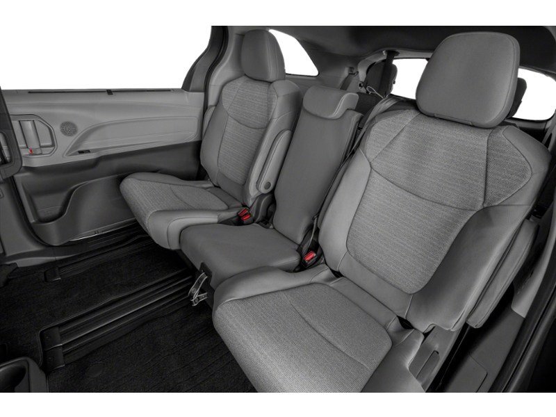 2021 Toyota Sienna XSE FWD Interior Shot 5