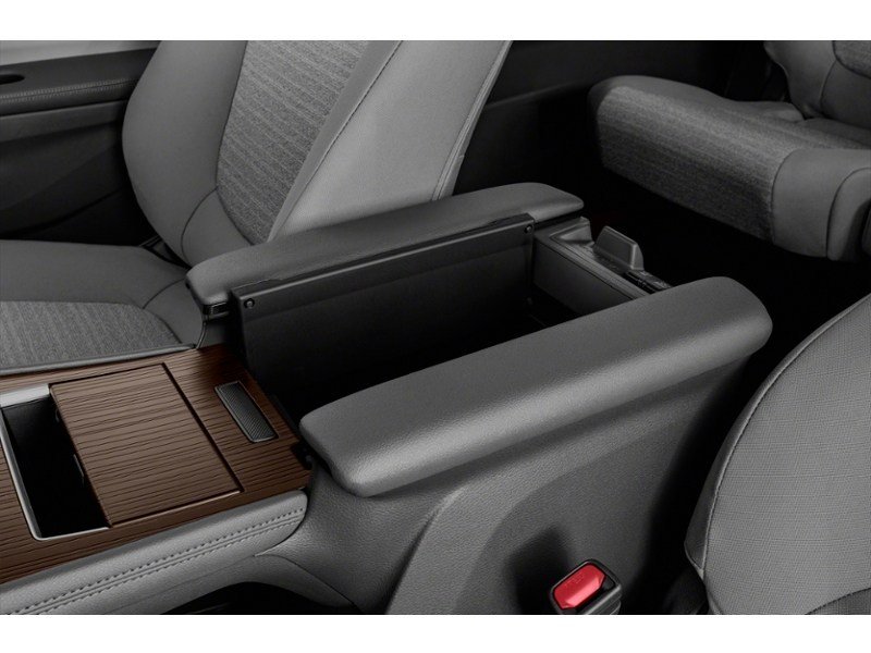 2021 Toyota Sienna XSE FWD Interior Shot 7