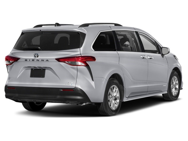 2024 Toyota Sienna XLE 8-Passenger FWD Exterior Shot 2