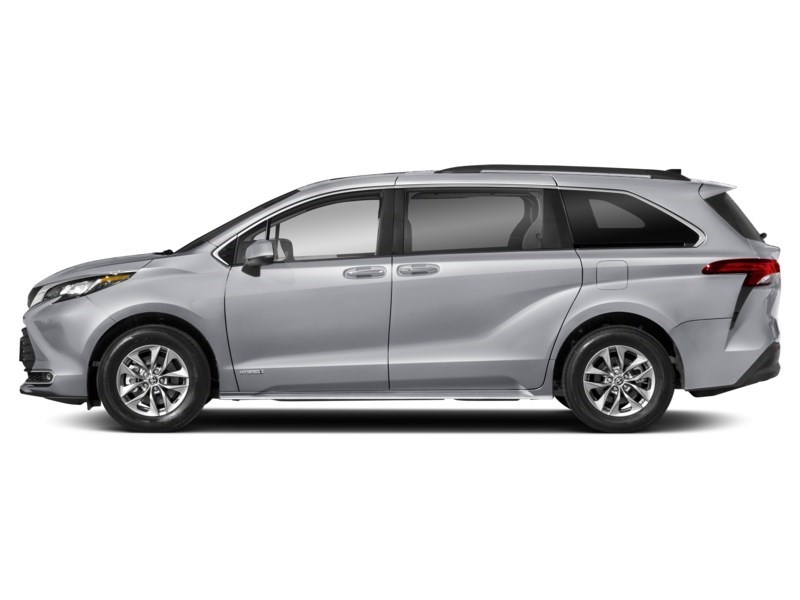 2024 Toyota Sienna XLE 8-Passenger FWD Exterior Shot 6