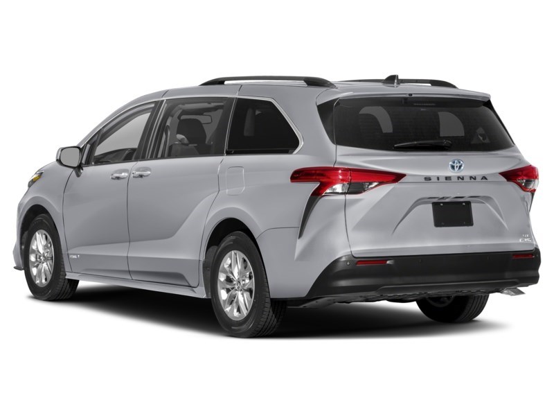 2024 Toyota Sienna XLE 8-Passenger FWD Exterior Shot 9