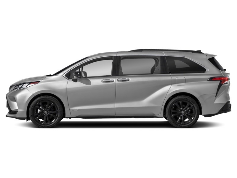 2026 Toyota Sienna XSE 7-Passenger FWD Exterior Shot 6