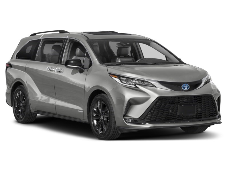 2026 Toyota Sienna XSE 7-Passenger FWD Exterior Shot 8