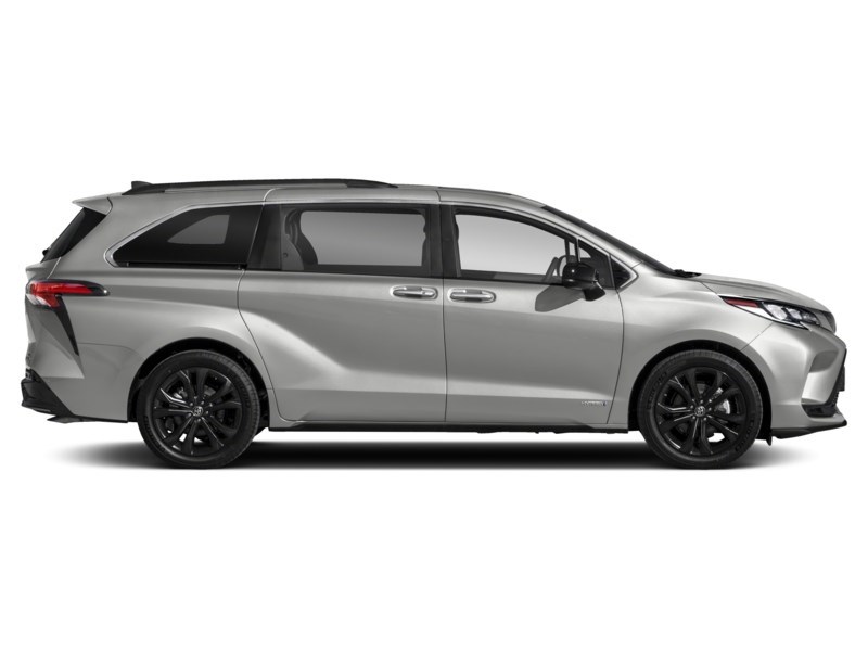 2026 Toyota Sienna XSE 7-Passenger FWD Exterior Shot 10