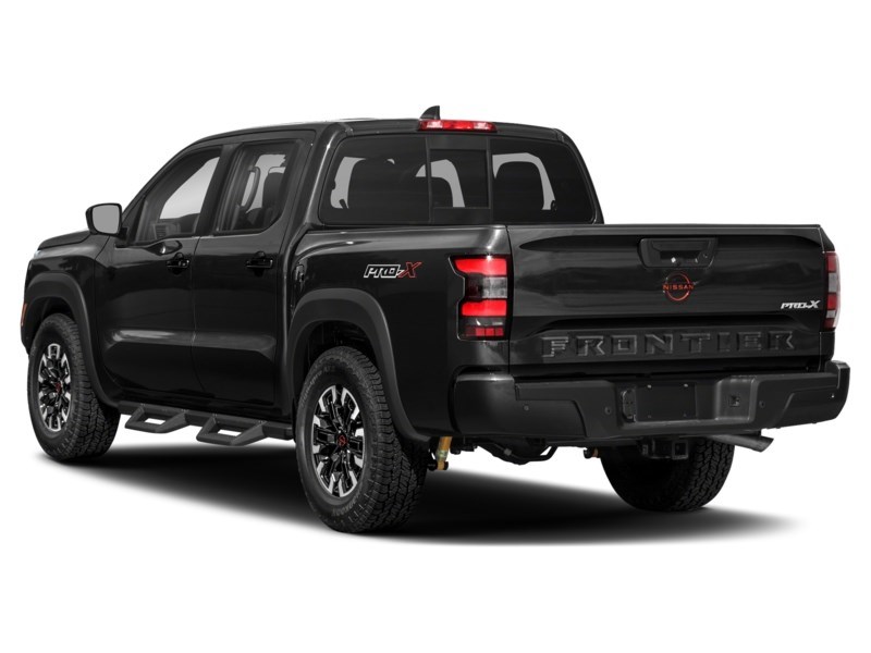 2022 Nissan Frontier Crew Cab PRO-4X Standard Bed 4x4 Exterior Shot 9