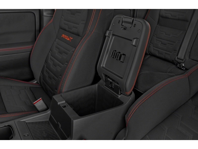 2022 Nissan Frontier Crew Cab PRO-4X Standard Bed 4x4 Interior Shot 7