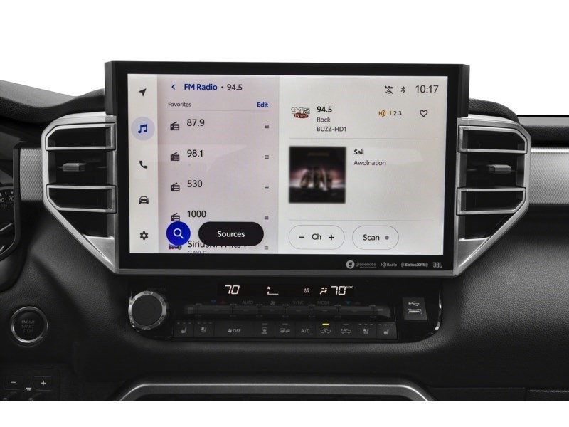 2022 Toyota Tundra 4x4 Crewmax Limited Interior Shot 2