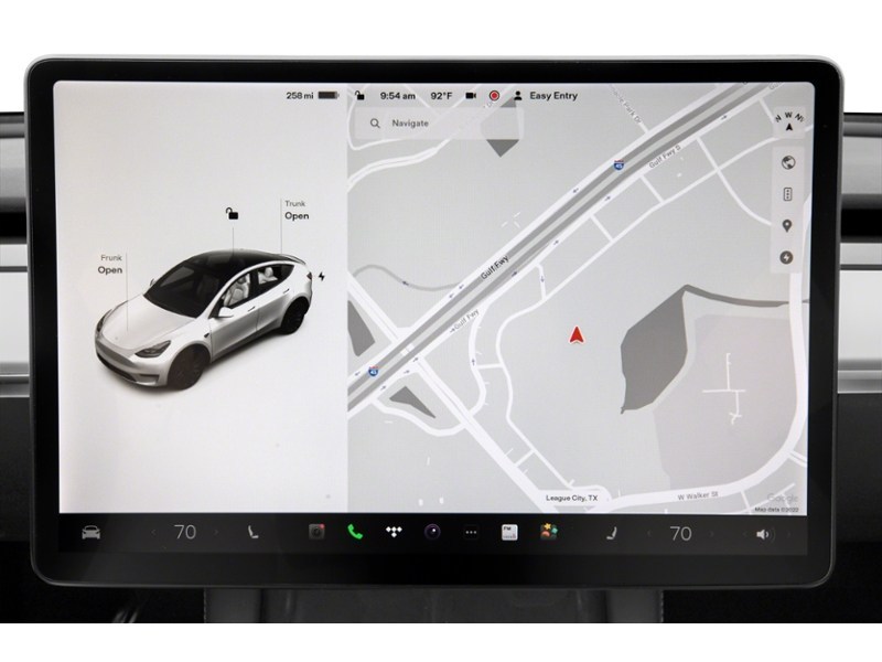 2023 Tesla Model Y Performance AWD Interior Shot 8