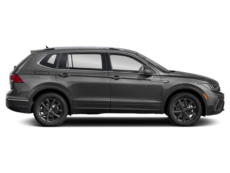 2024 Volkswagen Tiguan Comfortline 4MOTION Exterior Shot 10