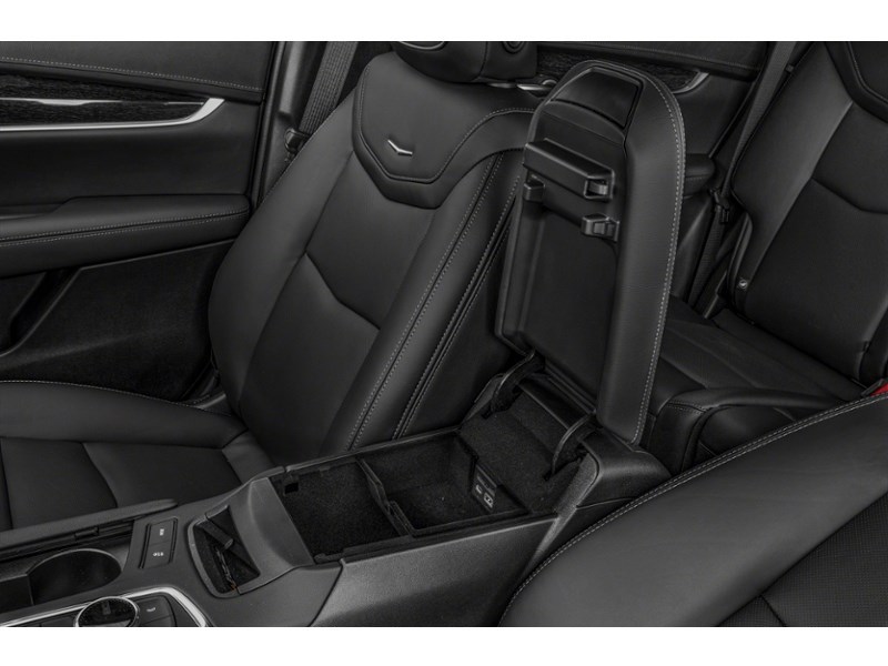2023 Cadillac XT5 AWD 4dr Luxury Interior Shot 7