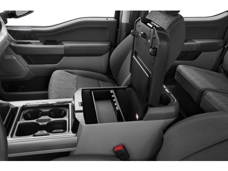 2027 Ford F-250 XLT 4WD Crew Cab 6.75' Box Interior Shot 7