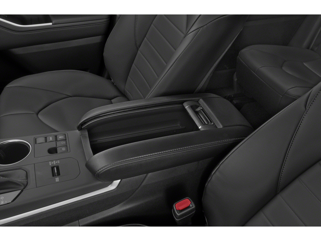 2025 Toyota Highlander Interior