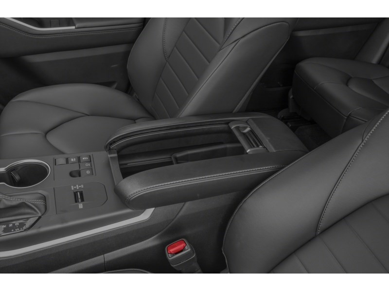 2026 Toyota Highlander Hybrid Hybrid XLE AWD Interior Shot 7