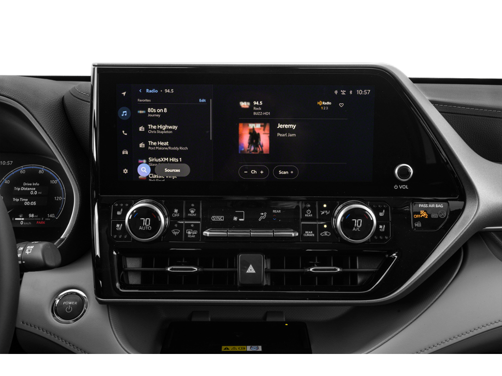 2026 toyota highlander-hybrid Interior
