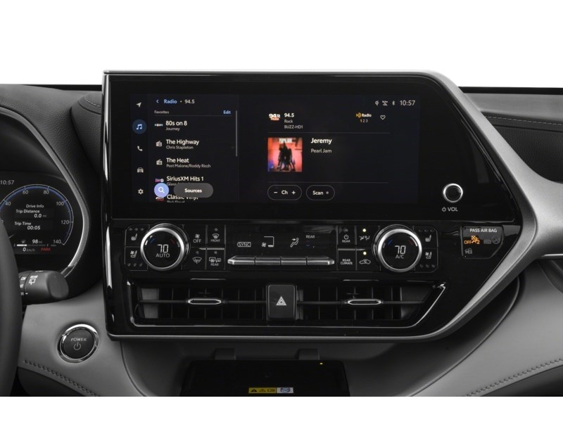 2026 Toyota Highlander Hybrid Hybrid Limited AWD Interior Shot 2