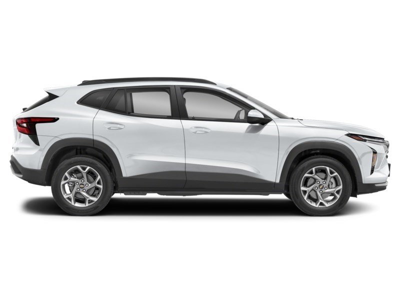 2026 Chevrolet Trax FWD 4dr ACTIV Exterior Shot 10