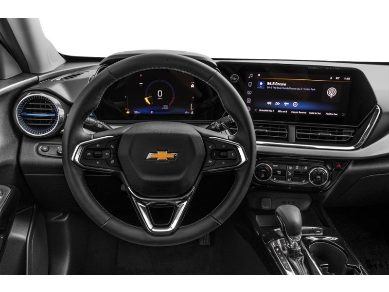 2025 Chevrolet Trax FWD 4dr LT Interior Shot 3