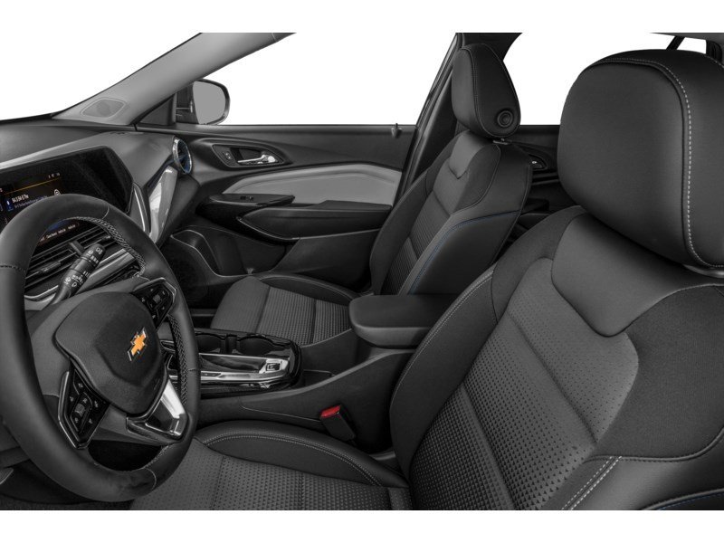 2026 Chevrolet Trax FWD 4dr ACTIV Interior Shot 4