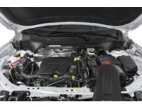 2025 Chevrolet Trax FWD 4dr LT Exterior Shot 3
