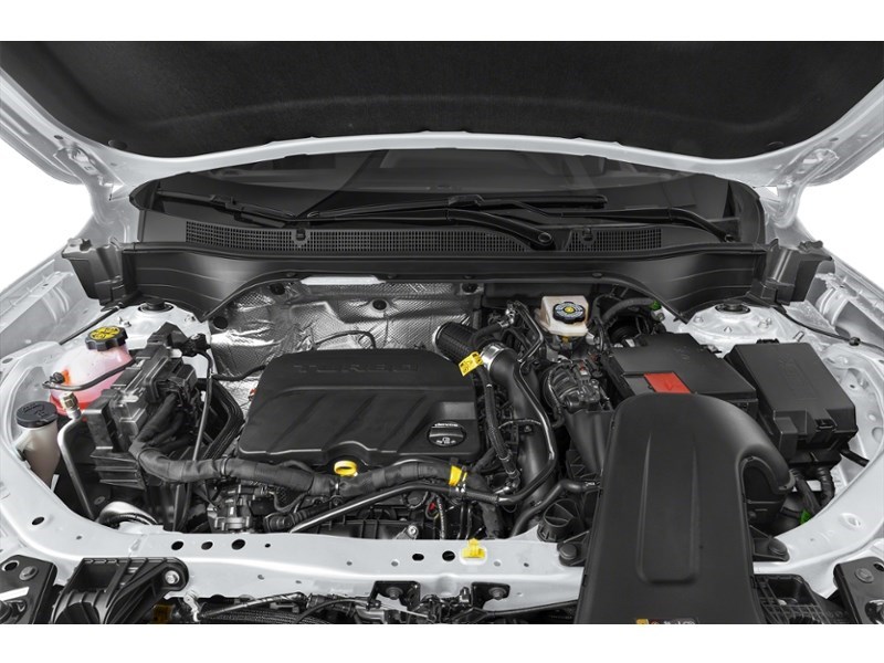 2025 Chevrolet Trax FWD 4dr LT Exterior Shot 3