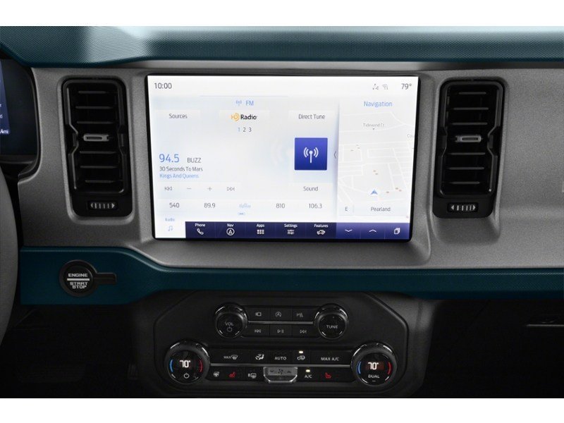 2024 Ford Bronco Outer Banks 4 Door 4x4 Interior Shot 2