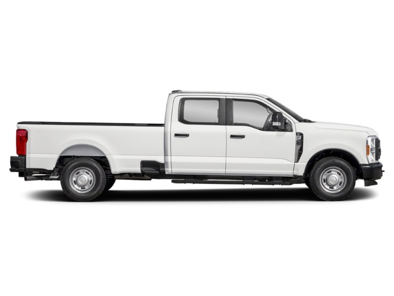 2027 Ford F-250 XL 4WD Crew Cab 6.75' Box Exterior Shot 10