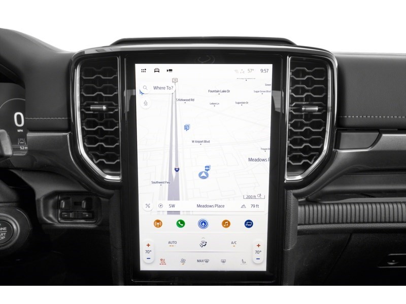 2024 Ford Ranger LARIAT 4WD SuperCrew 5' Box Interior Shot 8