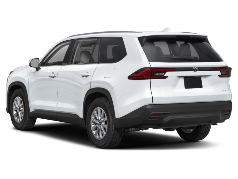 2026 Toyota Grand Highlander XLE AWD Exterior Shot 9