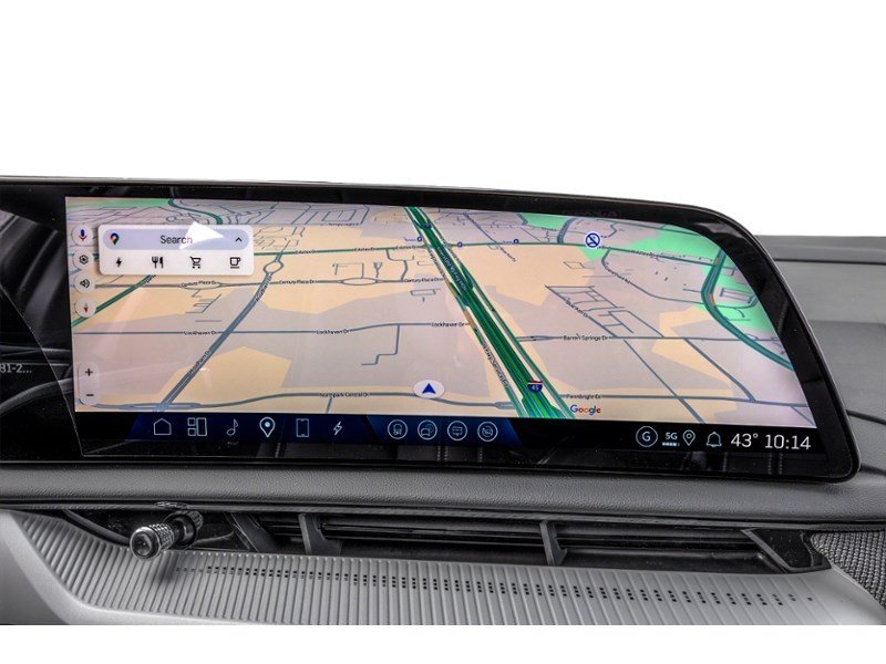 2027 Cadillac OPTIQ 4dr Premium Luxury Interior Shot 8