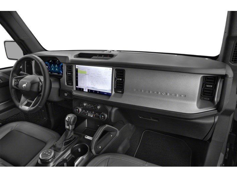 2026 Ford Bronco Outer Banks | 4X4 | 2.3L | HIGH PKG | BLK PKG Interior Shot 1