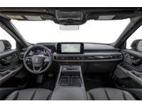 2025 Lincoln Aviator Reserve AWD Interior Shot 6