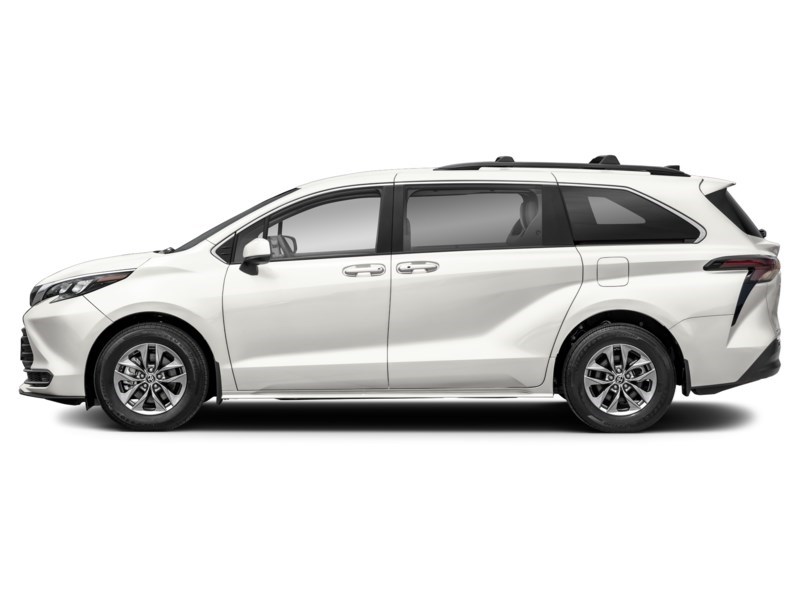 2026 Toyota Sienna LE 8-Passenger FWD Exterior Shot 6