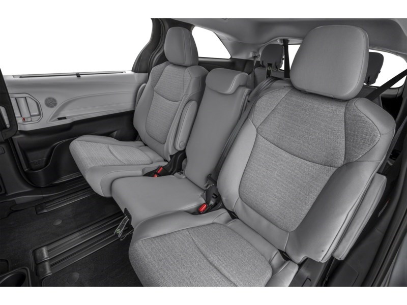 2026 Toyota Sienna LE 8-Passenger FWD Interior Shot 5