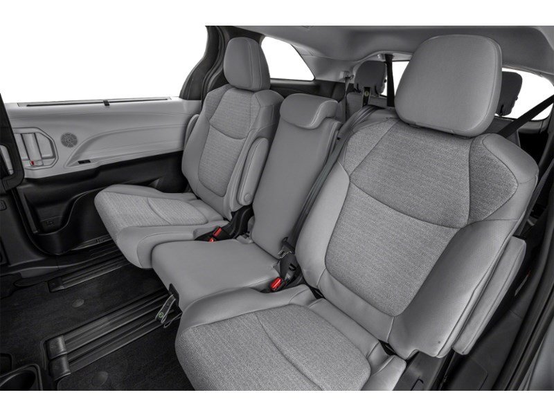 2026 Toyota Sienna LE 8-Passenger AWD Interior Shot 5